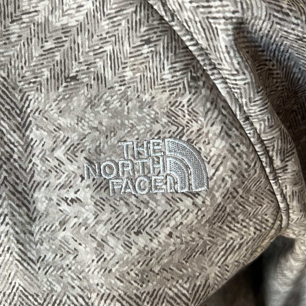 The North Face Apex Bionic 2 Soft Shell Jacket - Picture 3 of 10